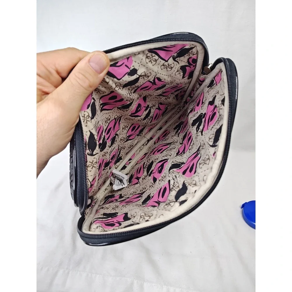 NWT GUESS Frosted Black Tablet‎ iPad Laptop Sleeve Case Pouch Bag